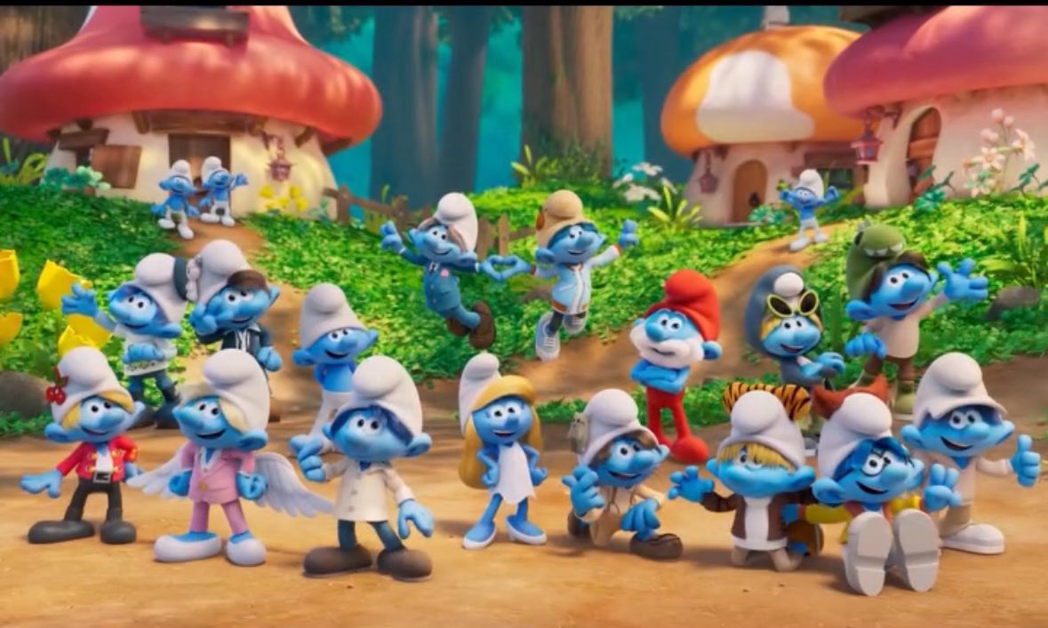 낮에는 이솝우화 밤에는 스머프인것은