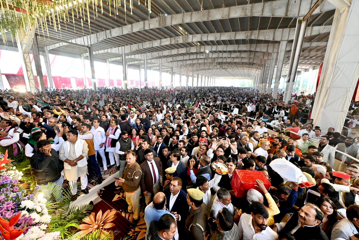 परिवार में विवाहोत्सव  

@ सैफई।