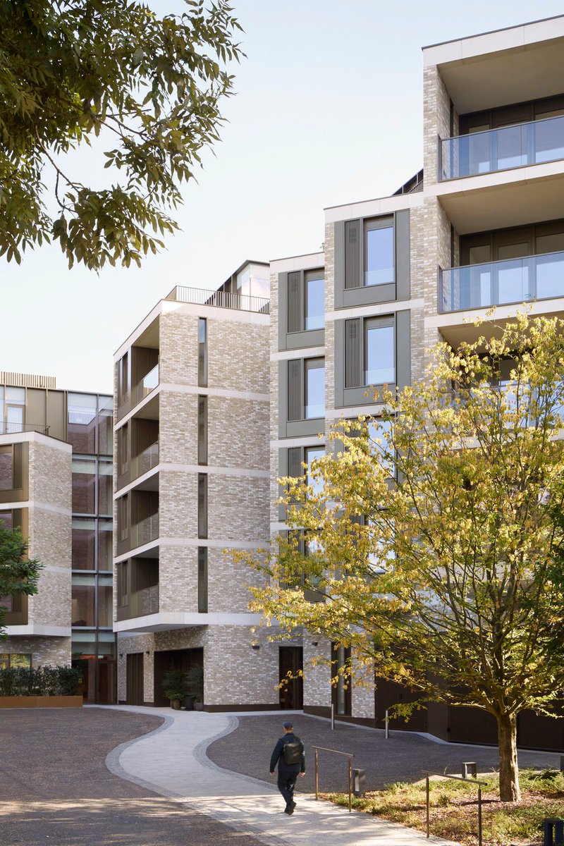 archinect's tweet image. The Oren by Stanton Williams 📸 Jack Hobhouse #ArchinectProjects

Project details at archinect.com/firms/project/…