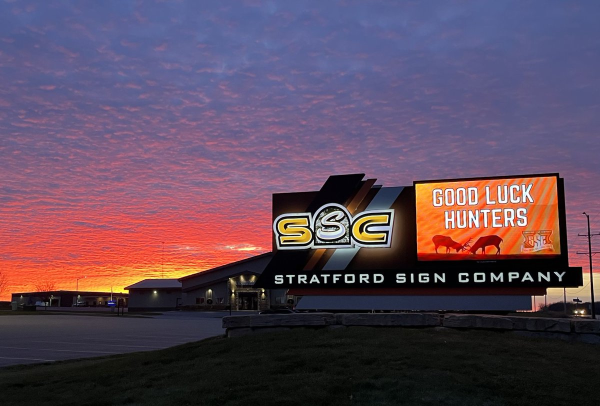 EM_Displays's tweet image. We hope everyone has been enjoying hunting season so far this year! 🦌

Like the #LEDdisplay we provided for Stratford Sign Company? 
🔸Contact us to see what #LEDsolutions we have for you! visual.electro-matic.com/contact/