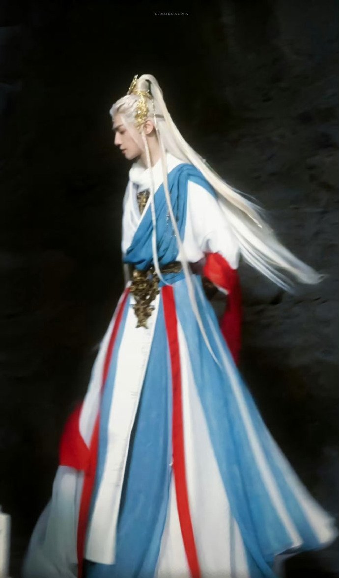 Ajibaner Tangjia, Holy Celestial Son, more beautiful and elven