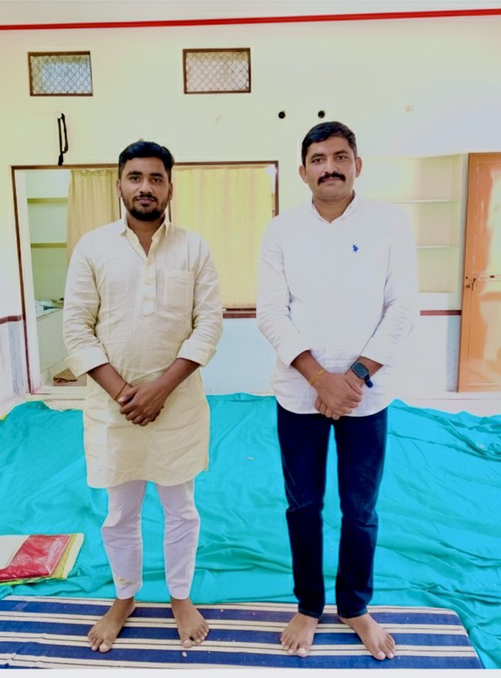 PremPan24773285's tweet photo. #बड़े_भाई_महेंद्र_बिश्नोई का राजस्थान पुलिस में हेड कांस्टेबल से #सहायक_उप_निरीक्षक(ASI) पद पर पदोन्नति होने पर हार्दिक बधाई एवं उज्जवल भविष्य की शुभकामनाएं! 💐❤️ https://t.co/Yu7TCNmd0X