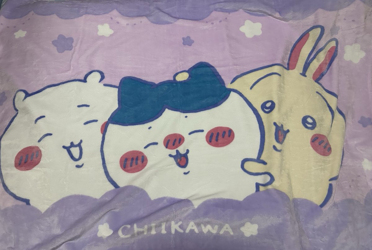 higu_mnst's tweet photo. UFOキャッチャーでいっぱい取ってきた！
パンドラGET出来たの嬉しい( ⌯'֊'⌯)
ちいかわ(´,,•ω•,,)かわいぃ♡ https://t.co/hmWmSHVBRs