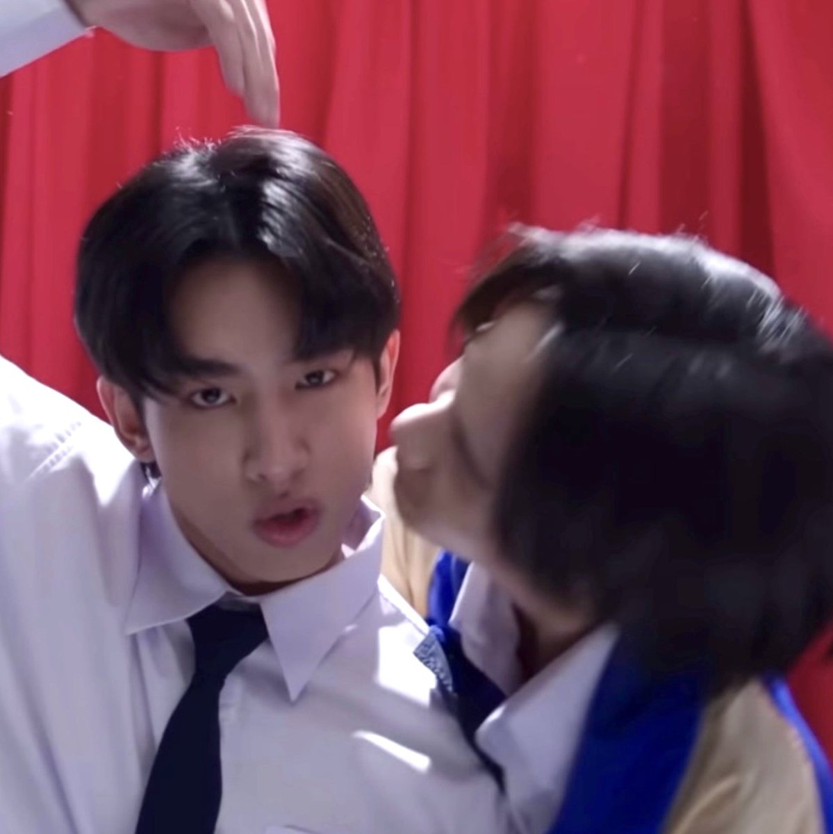 sleptonscene's tweet image. I LOVE YOU GUYS SOOOO MUCH

MAGIC VIBES MAXIMIZED X SJ
#GMMTV2026XSurfJava
#GMMTV2026