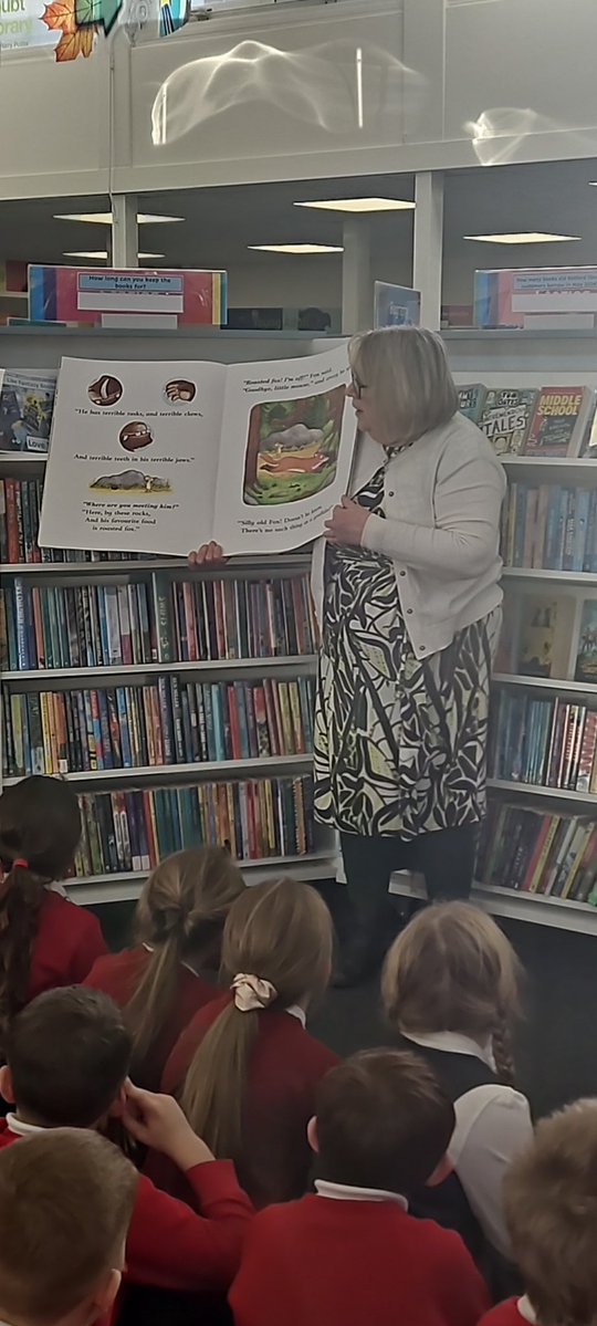 Year 3 Riley Class are visiting the library today! #storytime #library