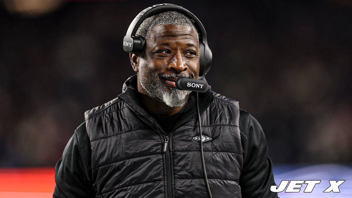 Michael_Nania's tweet image. The #Jets held Lamar Jackson to a career-low 164 combined passing and rushing yards.

How did they do it?

Give all the credit to a position group that must have AG &amp;amp; Mougey feeling thrilled right now 👉 jetsxfactor.com/2025/11/25/jet…