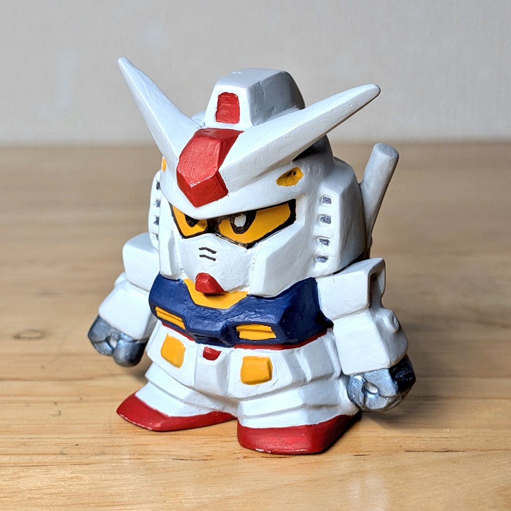資料を一切見ずに粘土でガンダム作る8日目、これにて完成！ 初心者が
