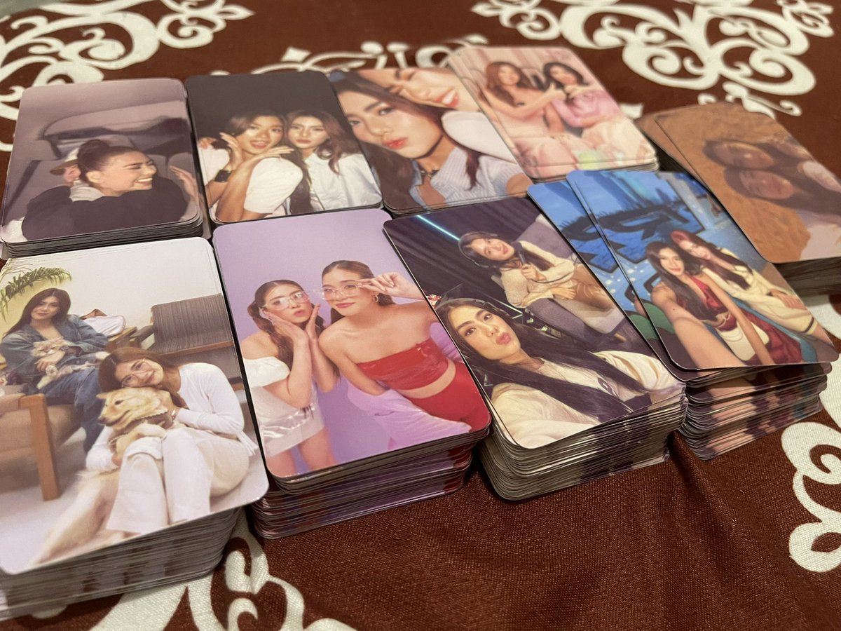 mikhalitesxyz's tweet image. BINIFIED FAN SUPPORT by @mikhalitesxyz 
1/? 

See you on Saturday, Jellies and Blooms!
Hingi lang kayo kapag nakita n’yo ako. 😁