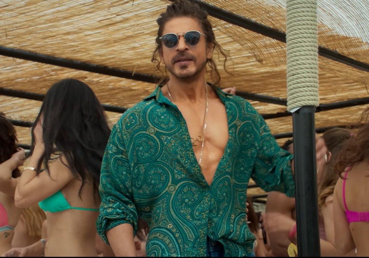 BurbunPitt's tweet image. Hindi Cinema is Reviving #Dhurandhar

Actual Spy 🗿                      Wtf is this🤡