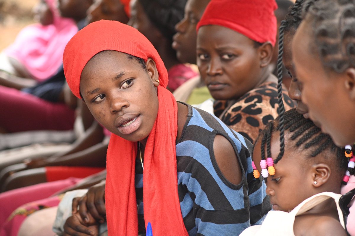 GHI_Network's tweet image. Digital violence affects women and girls worldwide, silencing their voices and limiting their potential. Let&apos;s unite to create a safer online space where everyone can thrive #EndDigitalViolence #16DaysOfActivism