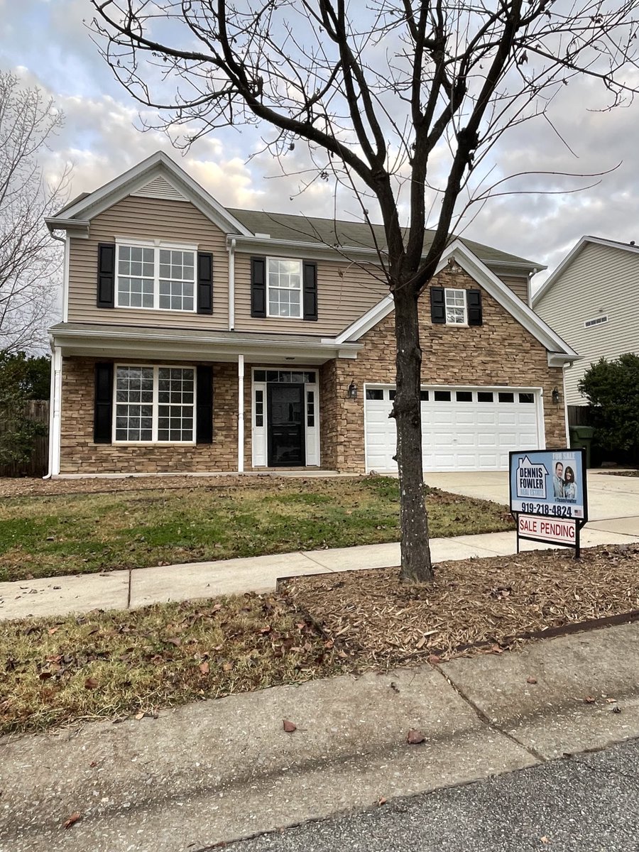 HomeExpert's tweet image. #ClosingDay #HollySprings #HollySpringsHomes