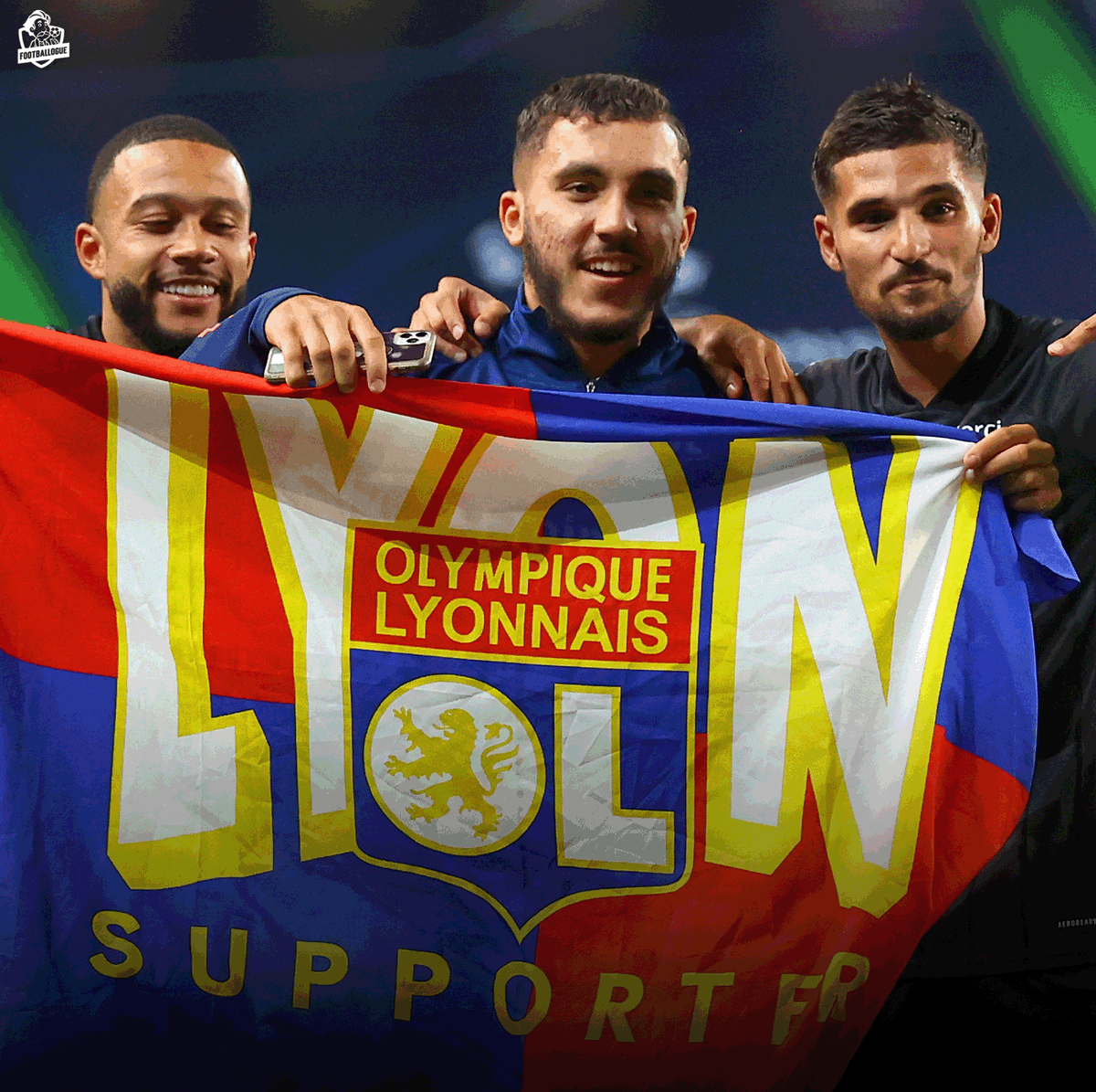 Footballogue's tweet image. Houssem Aouar : « 𝗖’𝗲́𝘁𝗮𝗶𝘁 𝘂𝗻 𝗿𝗲̂𝘃𝗲 𝗱𝗲 𝗷𝗼𝘂𝗲𝗿 𝗹𝗮 𝗟𝗶𝗴𝘂𝗲 𝗱𝗲𝘀 𝗖𝗵𝗮𝗺𝗽𝗶𝗼𝗻𝘀 𝗮𝘃𝗲𝗰 𝗟𝘆𝗼𝗻 ! ❤💙

C’était vraiment quelque chose que je voulais. 

C’était vraiment exceptionnel, il y avait ma famille dans le stade… »

Le final 8 d'Houssem Aouar…