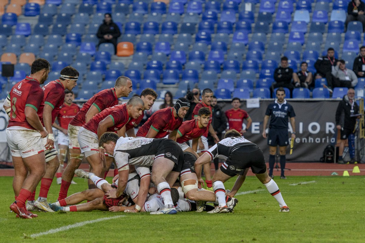 muncoimbra's tweet image. 🏉 Coimbra recebeu, no passado sábado, um jogo da seleção nacional de rugby. Os Lobos derrotaram a seleção do Canadá por 33-27, numa partida disputada no Estádio Cidade de Coimbra. 

👏 𝗣𝗮𝗿𝗮𝗯é𝗻𝘀!

📸 Fernando Nanã Soares

#coimbra #municipiodecoimbra #lobos #portugalrugby