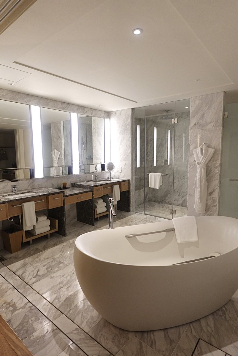 o2meow__'s tweet image. また行きたいハレクラニ沖縄🫶🏻 コンセプトの通りほんとうに天国だった...🪽