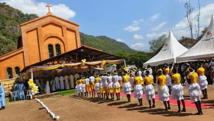 Christians from across Eastern Equatoria and beyond are celebrating 100 years of the Sacred Heart of Jesus Parish in Chukudum, an institution deeply woven into the spiritual history of Budi County. #SSOX
