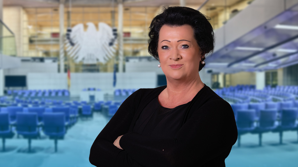 AfDimBundestag's tweet image. Union und SPD importieren #frauenverachtendes Weltbild!

Zum Internationalen Tag zur Beseitigung von Gewalt gegen #Frauen erklärt die AfD-Bundestagsabgeordnete @BirgitBessin, Mitglied im Ausschuss für Bildung, Familie, Senioren, Frauen und Jugend:

„Das gestrige öffentliche