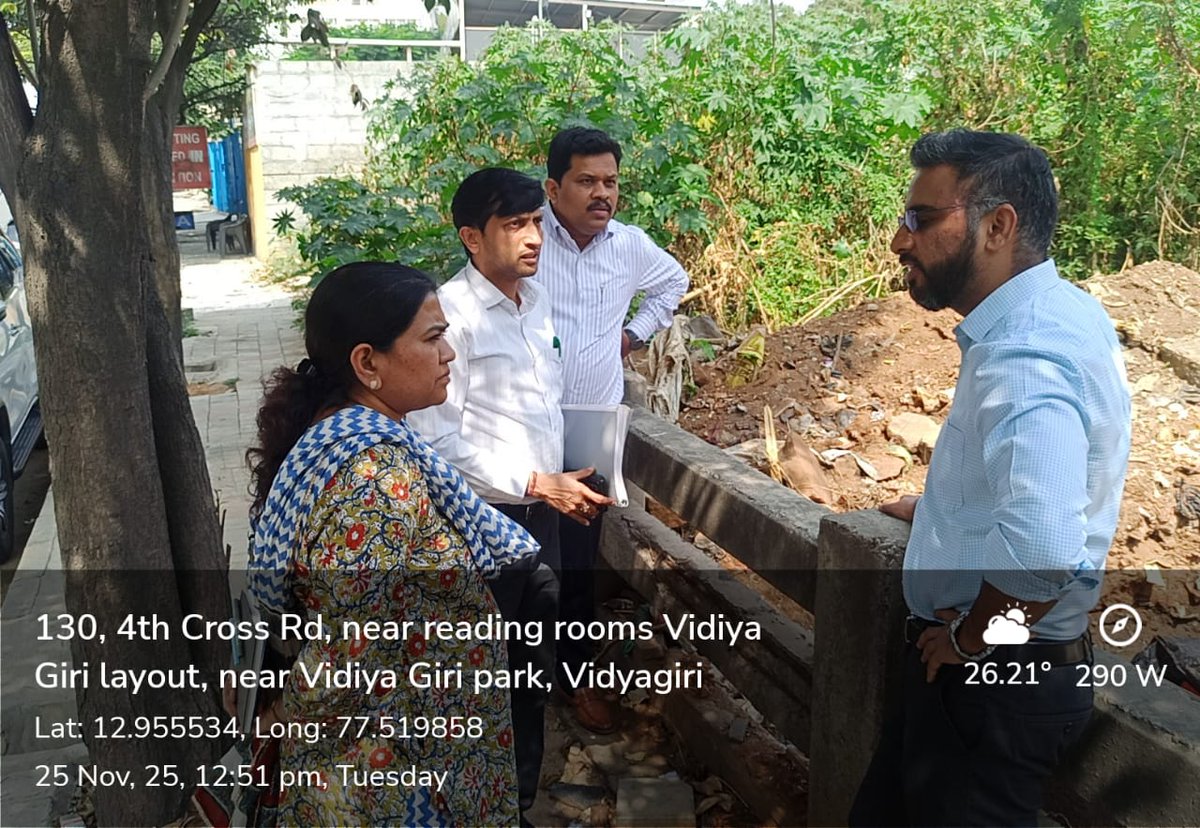 GBA_office's tweet image. BWCC Additional Commissioner (Development) Shri Digvijay Bodke reviewed road development and park maintenance works in Vijayanagara and Govindrajnagara constituencies.
