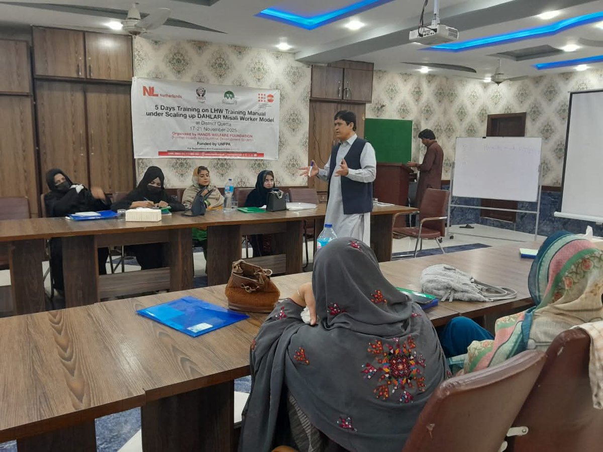 HANDS_Welfare's tweet image. HANDS, with the support of UNFPA, successfully conducted a 5-day LHW Training Manual under the Scaling Up Family Planning (FP) DAHLAR Misali Worker Model at District Quetta

The training strengthened the capacity of participants to enhance community health services
#HANDS #UNFPA