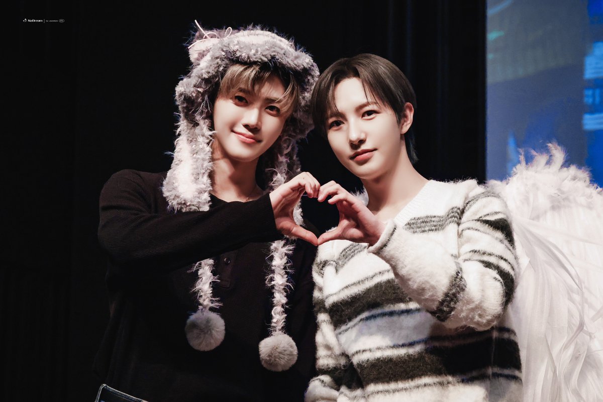 251125 applemusic fansign

#재민  #런쥔  
#JAEMIN  #RENJUN 
#잼런 #JAEMREN 
#NCT #NCTDREAM