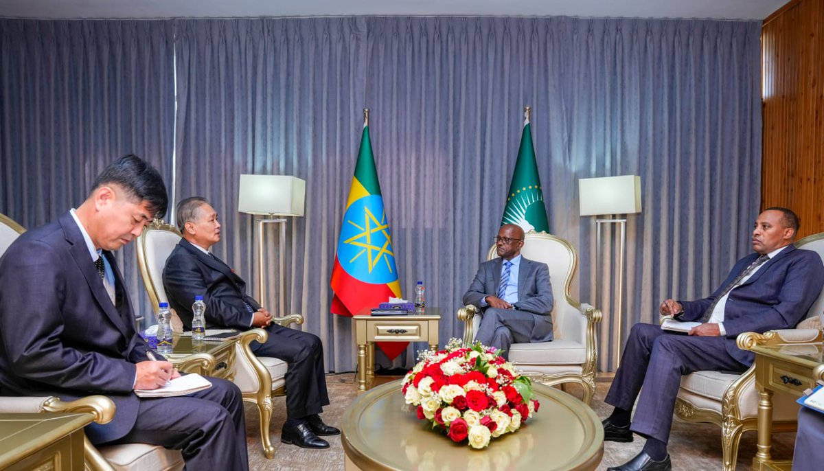 SMHaderaAbera's tweet image. I met with Sim Tong Guk, the Ambassador of the Democratic People’s Republic of Korea to Ethiopia, for a constructive discussion on our bilateral relations. We reviewed shared areas of interest and considered ways to further enhance cooperation and engagement between our two…