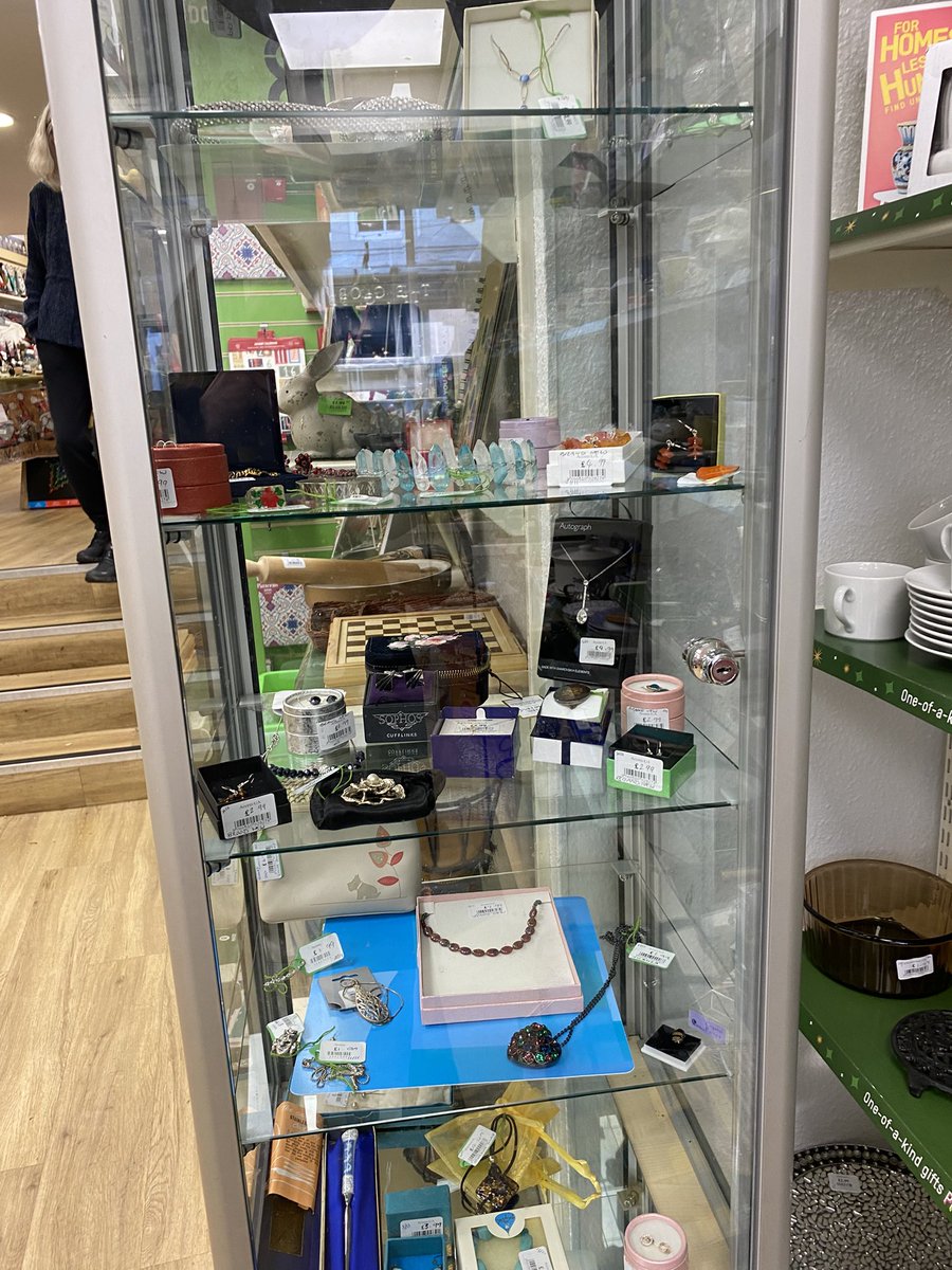 OxfamHexham's tweet image. Sparkly bargains make great gifts
🎁 Take a look in our specials cabinet  there’s lots of choice🎁
#Oxfam #Hexham  #gifts