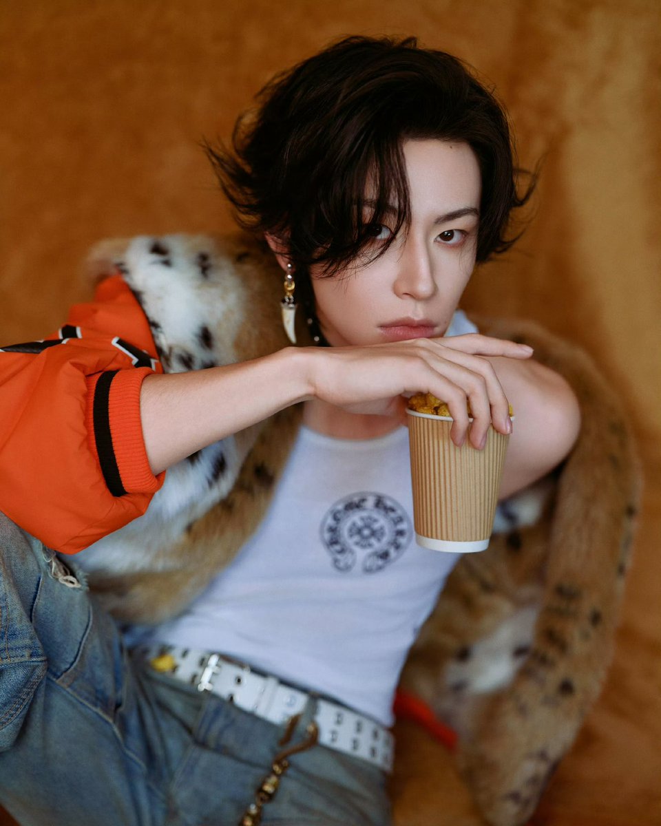 deadline520's tweet image. 251125 오피셜 웨이보 🆙

#샤오귀 #왕린카이 #xiaogui #wanglinkai #lilghost #小鬼 #王琳凯