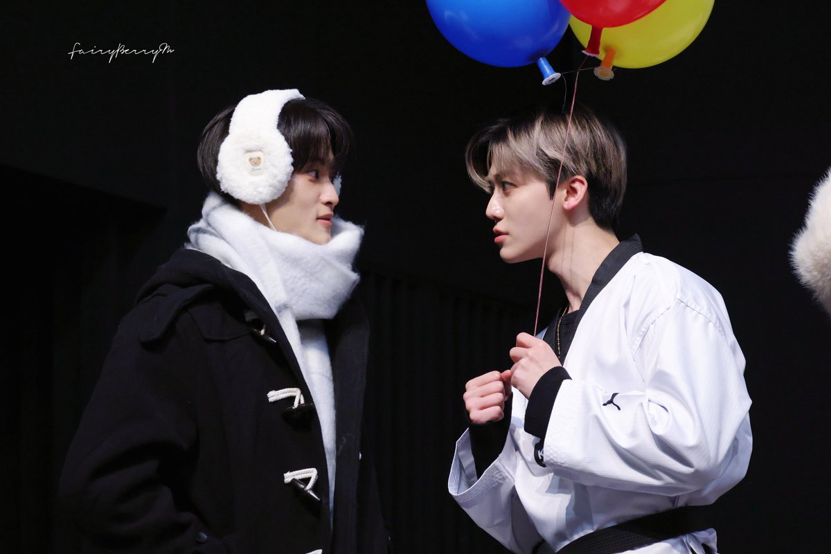 251125 AM

#마크 #MARK #MARKLEE #NCT #NCTDREAM #NCT127