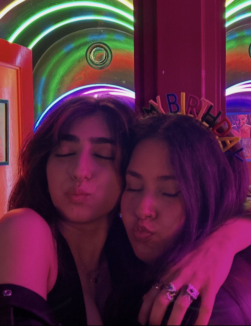 lawsbiana's tweet photo. today we all get to celebrate #roryday! incredibly grateful to be a part of this wonderful human’s life! i love you forever and ever bestie @miilfiism, you are everything that is good in this world and i wish you all the wonderful things the universe has to offer💞💞💞 https://t.co/OsvkGavoh5