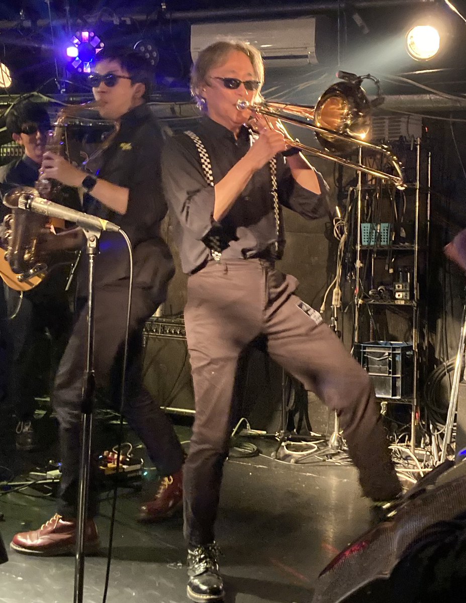 fgv44q's tweet photo. TOO MUCH TOO OLD 名古屋編😎
最高に楽しくてカッコよくて美味しくて酔き酔い宴でした❗️名古屋といやぁーやっぱSPYさんは外せんわなぁ😆

#clubzion
#SPYMAKER
#太田飯店
#ジャークチキン https://t.co/zdJoD9cRbi