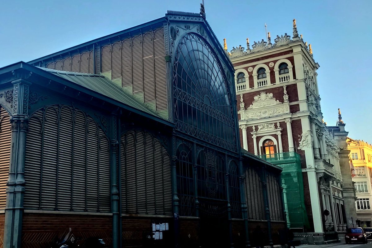 La #PlazadeAbastos acogerá seis #talleres de #cocinanavideña para el público infantil y adulto. La #iniciativagratuita busca dinamizar la actividad del Mercado al tiempo que se acerca la #gastronomía de estas fechas a todas las edades.
aytopalencia.es/noticia/la-pla…