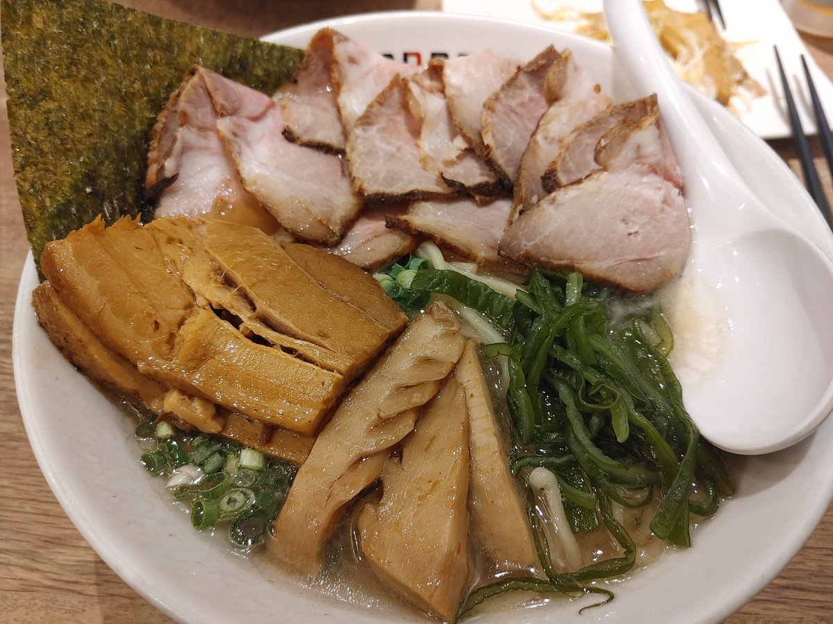 takanamenta15's tweet photo. Google マップでの「七志 青葉台店」のクチコミを共有します #OnGoogleMaps
https://t.co/RyoyAK2oto https://t.co/IAvgXReh0D