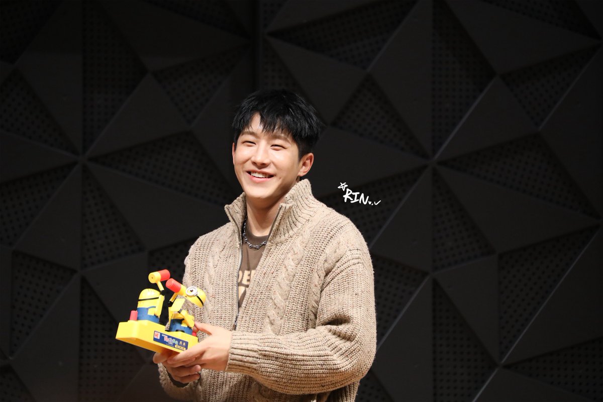 251124  VIVID SOUND 펜싸 2부

내가 가장 좋아하는 진우의 표정❣️

#ZOONIZINI #DICE #주니지니
#진진  #JINJIN  #ジンジン