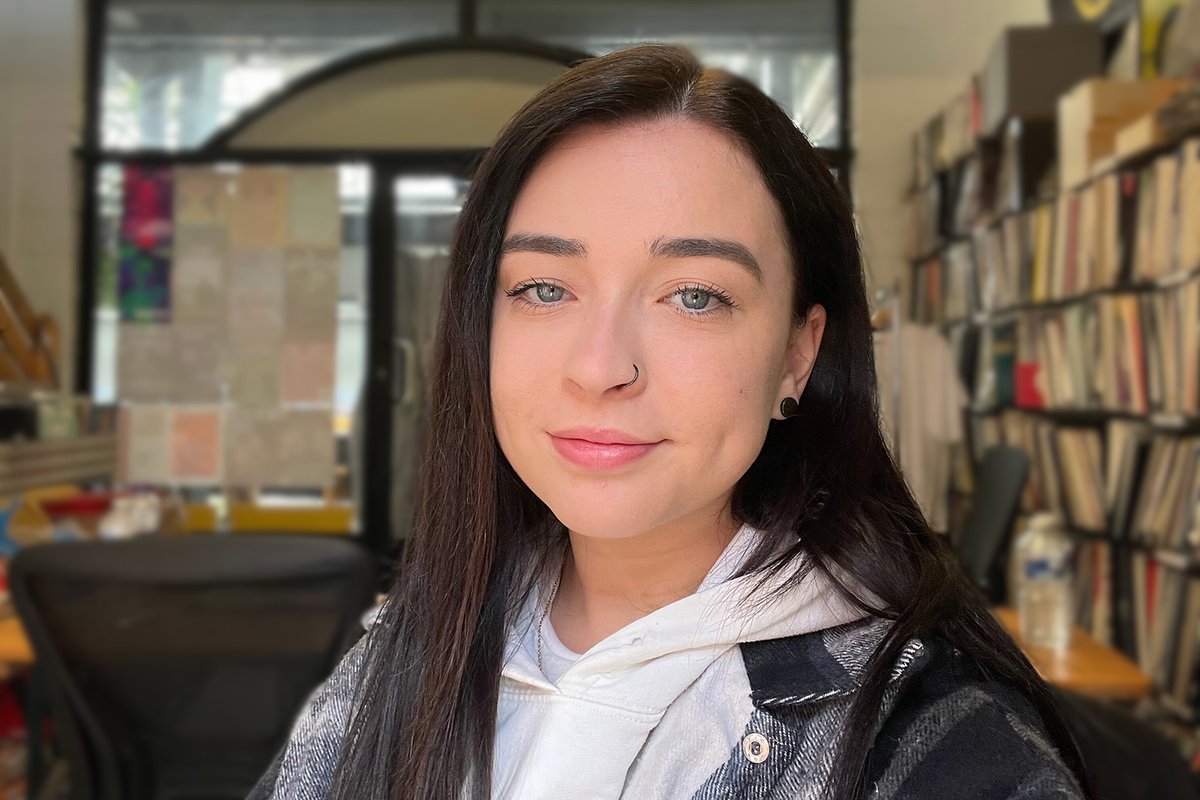 UHIPerth_'s tweet image. #AlumniSpotlight ➕“The level of support and guidance at @ThinkUHI was incredible.”

After a break from education, Dayna decided to return to finish her degree and pursue a career in music publishing. 
She shared her experience of studying Music Business   tinyurl.com/4hh9uz46