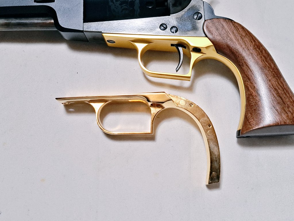 #モデルガン
HWS製モデルガン
コルト•ウォーカー2024
東京店に行ってトリガーガードを交換済。