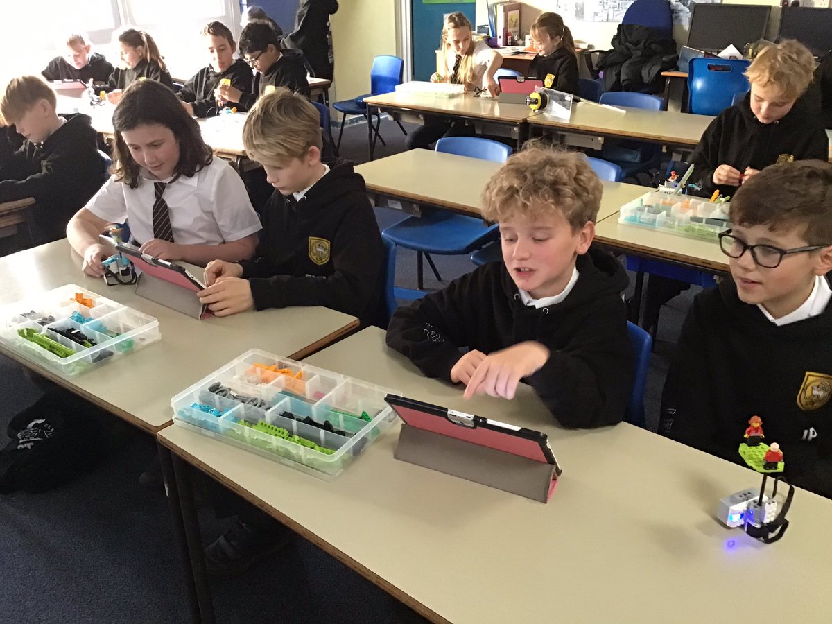 Stjohnscoventry's tweet image. This afternoon is all about sensors and how to set different algorithms #stem #year6 #iwillshine