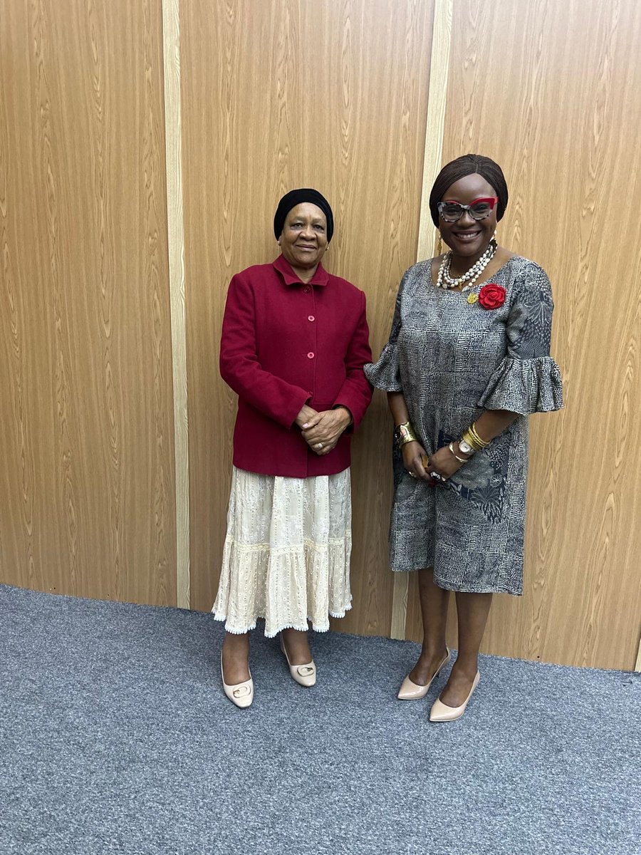 RamsarConv's tweet image. The Secretary General today had a bilateral meeting with Honourable Dr Evelyn Ndlovu, Minister of Environment, Climate and Wildlife of the Republic of Zimbabwe to discuss progress and next steps for the implementation of commitments made following #COP15Zimbabwe.

As the COP15…