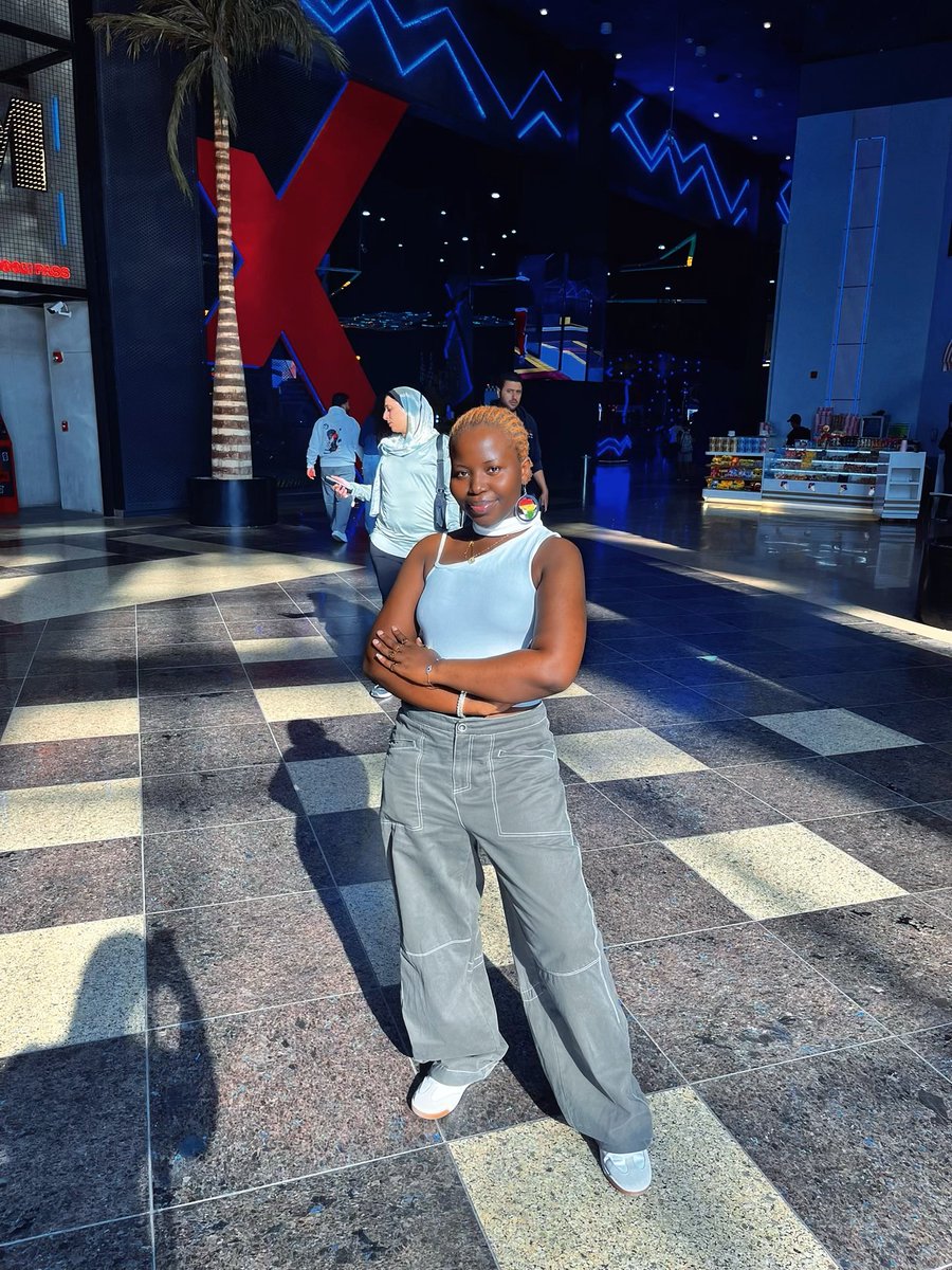 KLeeeyah's tweet image. Give me a cute pet name💙