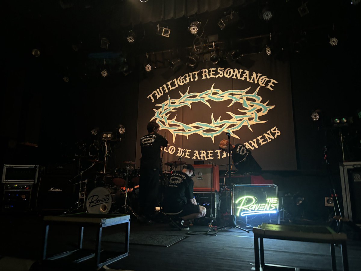 kato07110627's tweet photo. ヤバすぎたー🎶

このタイバンの並びはカッコよすぎる

幸せな時間はあっという間😭

余韻もパンパン過ぎる、
明日からも生きてやるか！ https://t.co/RFig5j8ZCO