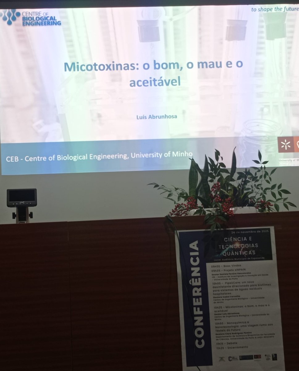 cebuminho's tweet image. 🔬✨ CEB at School!
A great morning at the Esposende Municipal Auditorium — full of curiosity, questions &amp;amp; enthusiasm.
🌟 Inspiring to see so much interest in science.
Thank you for the warm welcome — see you next time!
#CEB #UMinho #ScienceForAll #ScienceWeek #Esposende