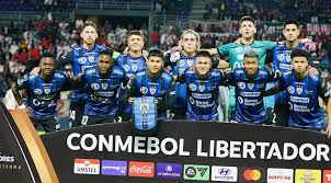 templofutbolfc's tweet photo. Y más lejos pero no menos probable: 

🇪🇨Independiente del Valle al igual que 🇵🇾Libertad y 🇦🇷Lanús, en ese orden, esperan ingresar como cabeza de serie con la caída de uno o los tres rivales en cuestión.

La #GloriaEterna 2026 ya se vive
5/5 https://t.co/FbW6m7n1sJ