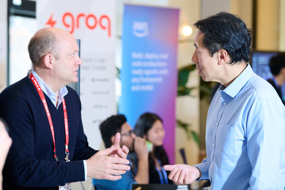 DeepLearningAI's tweet image. Big thanks to @CodioHQ for supporting AI Dev 25 x NYC and being part of it. Plus, it was cool seeing Codio&apos;s CEO chatting with devs at their demo booth!