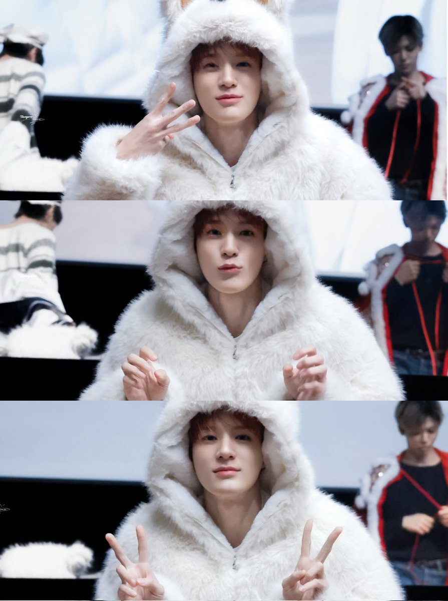 OH JENO????? 😭🤍🤏🏻