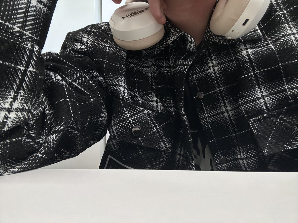 l kl (@lkl1333118) / Posts / X