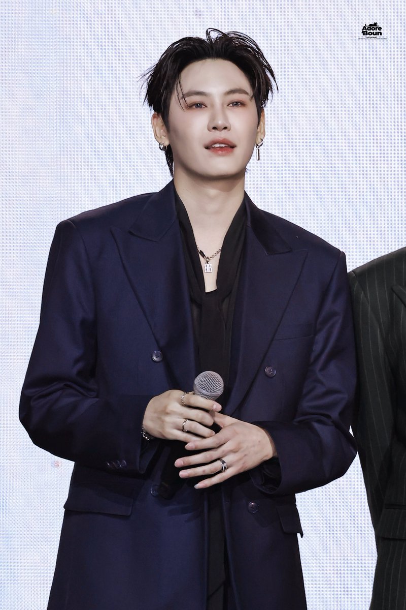 Adore_boun's tweet image. 251125 BOUNPREM MAGIC VIBES
#bb0un #prem_space #BounPrem 
#GMMTV2026 #บุ๋นเปรม
@bb0un @Prem_space