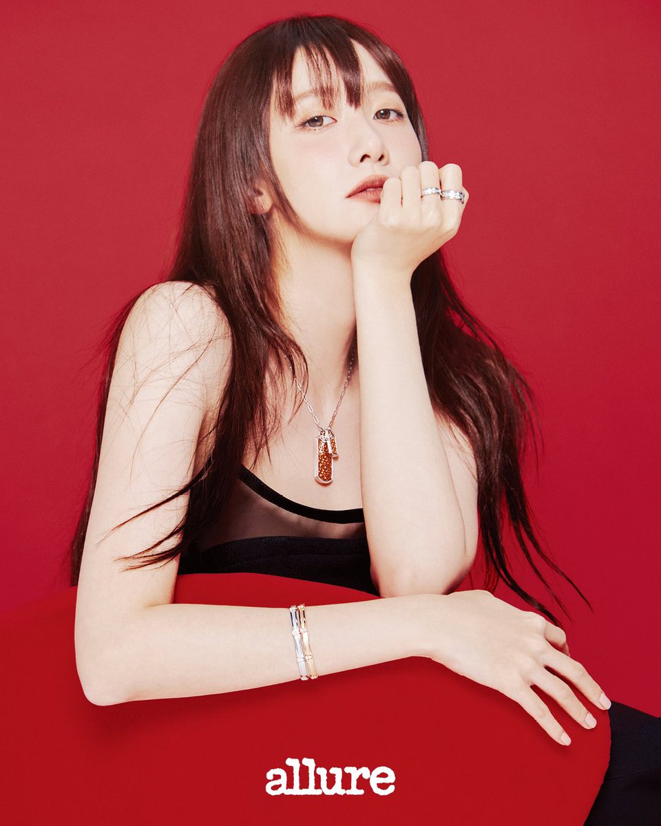 SNSD_0805's tweet image. winter Bloom / 임윤아 | 얼루어 코리아 (Allure Korea)
Interview: allurekorea.com/?p=319120
