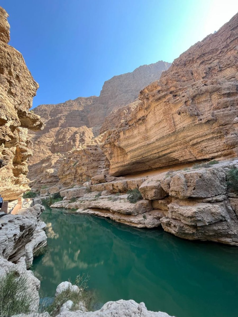 وادي شاب جنة طبيعية ساحرة وسط الجبال..
#اجازتي_في_بلادي_عمان