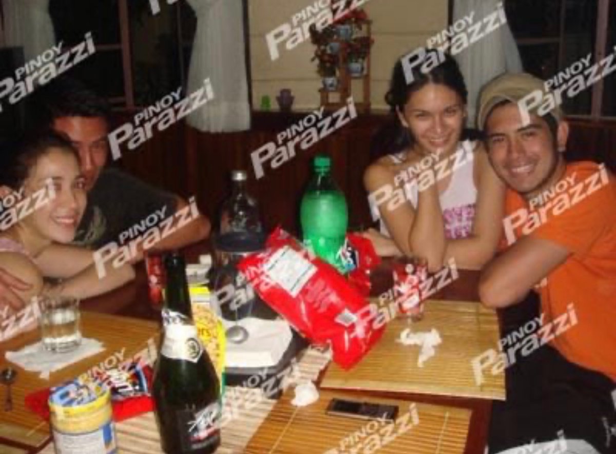 11slapship's tweet photo. Relapse pala ah. Kinilig din ba kayo nung nakita nyo tong mga pics na to around 2008? #Kimerald pala ah 

Salamat sa nagsend hahaha

 @Chinita_Juliet @kimlilitz @breakBERNend https://t.co/vbRkeSI9ym