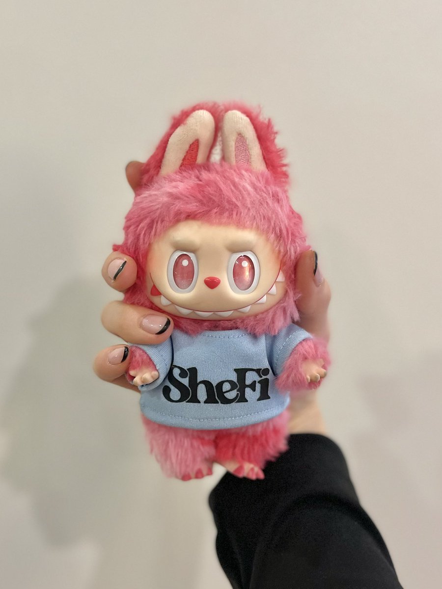 shefiorg's tweet image. gm girls 💝✨

the shefi labubus were a massive hit at devconnect

it got us thinking that we should bring them back and give some away… tell us why you deserve one👇