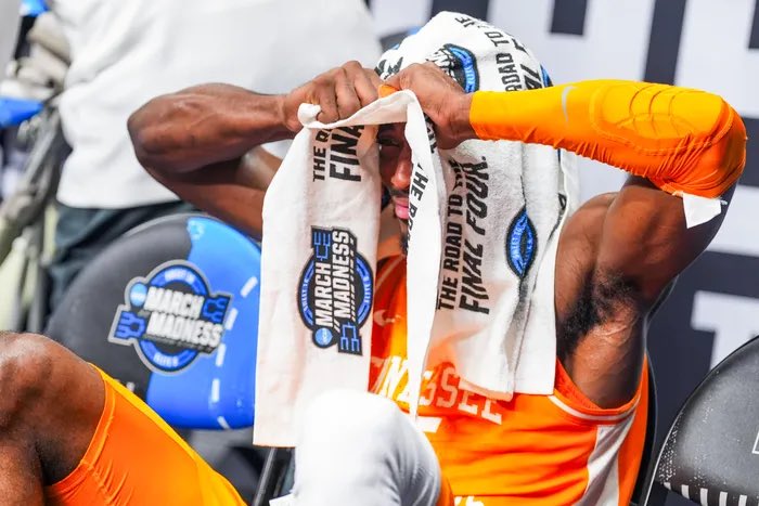 BigHairyVols's tweet photo. Today, it’s personal. 
#BeatHouston https://t.co/0WbZooN4tG