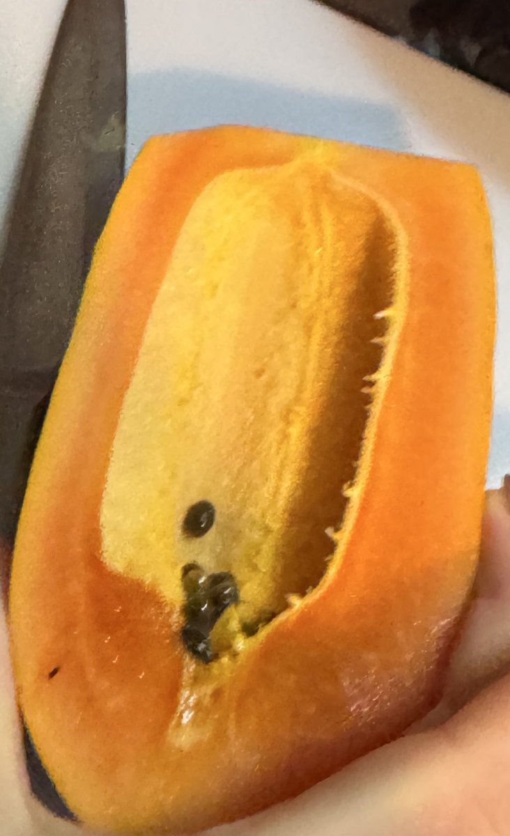 父島の農協で買ったパパイヤ、美味しかった！